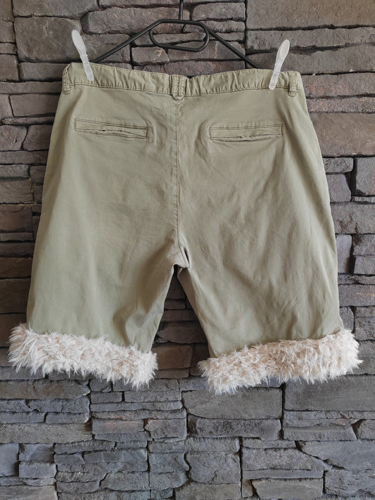 Luffy short men's light khaki semi-loose stretch fit handmade with faux fur back – Wal & Yfful A003