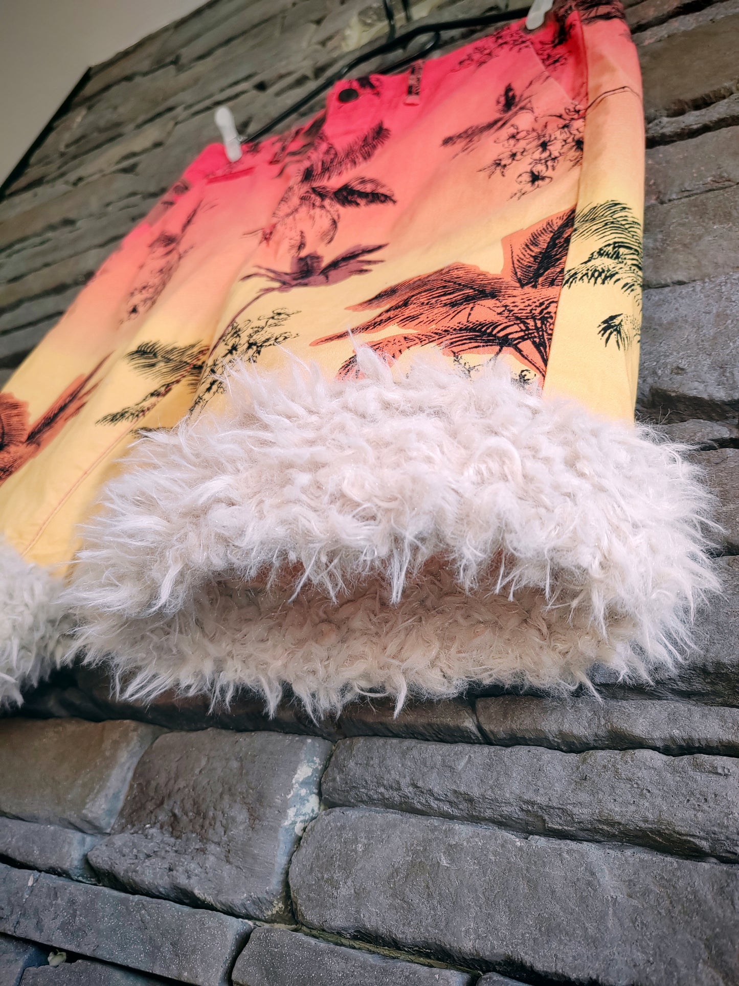 luffy short red yellow beach pattern handmade with faux fur front – Wal & Yfful B002
