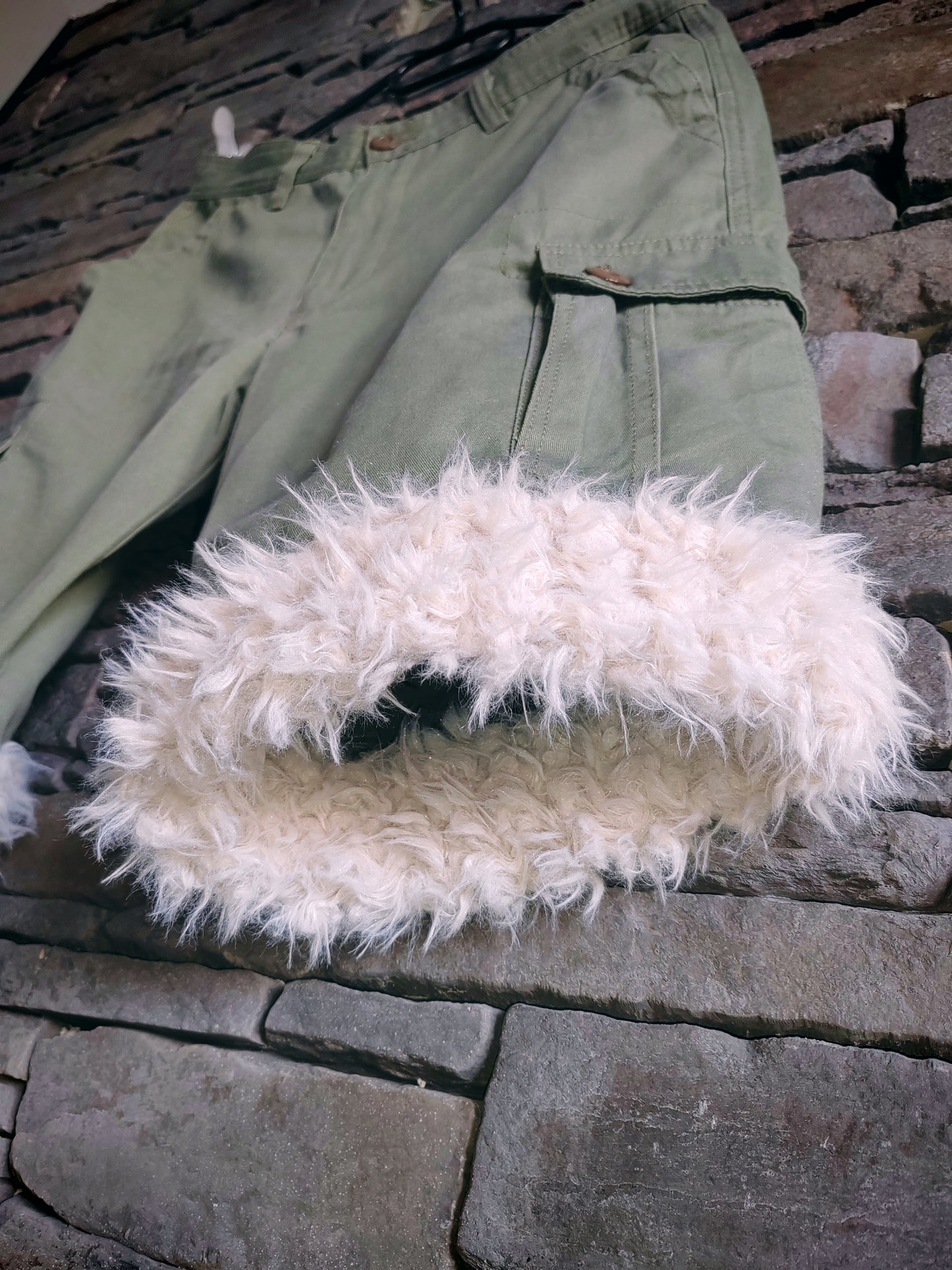 luffy short man green cargo wide handmade with faux fur front – Wal & Yfful A018