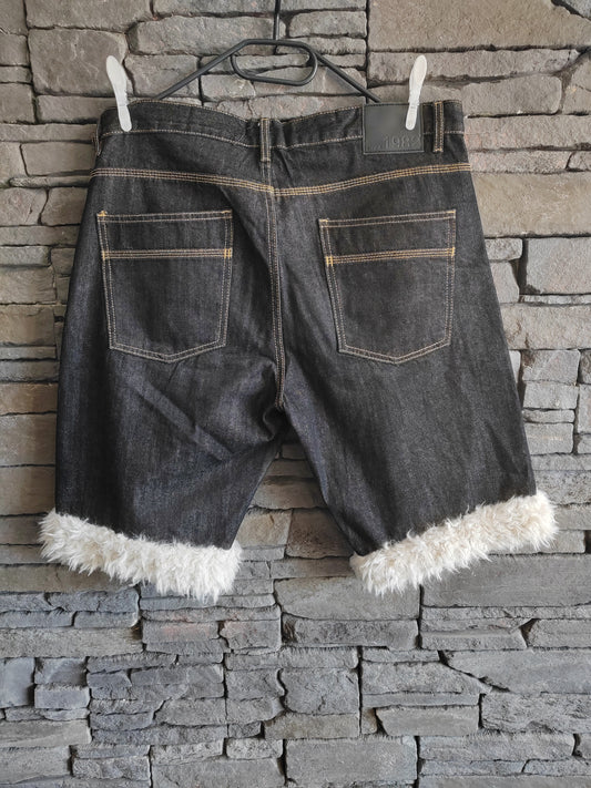 luffy short black pale large fit handmade with faux fur back – Wal & Yfful D004