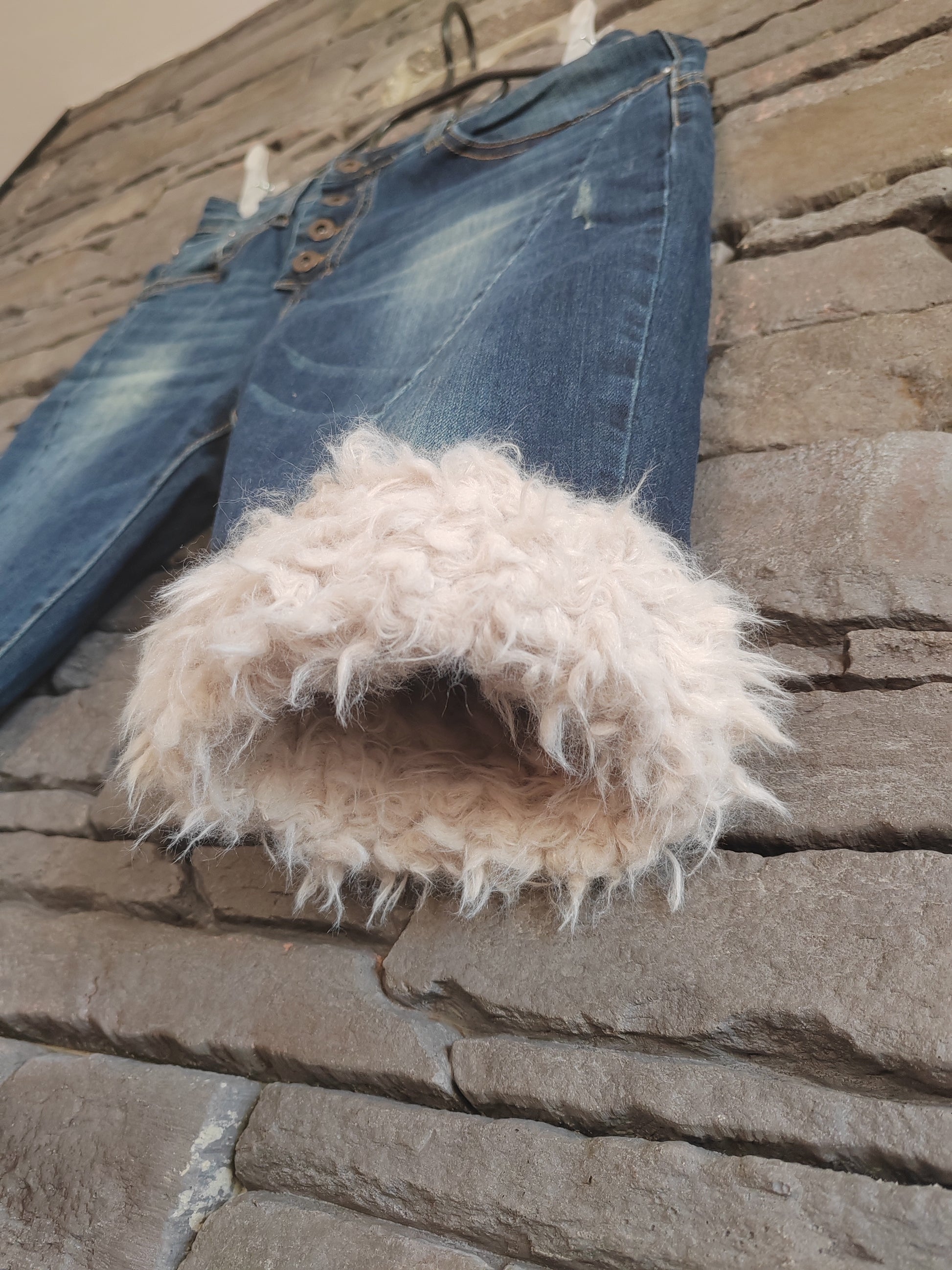 luffy short woman blue jean slim fit handmade with faux fur front – Wal & Yfful F001