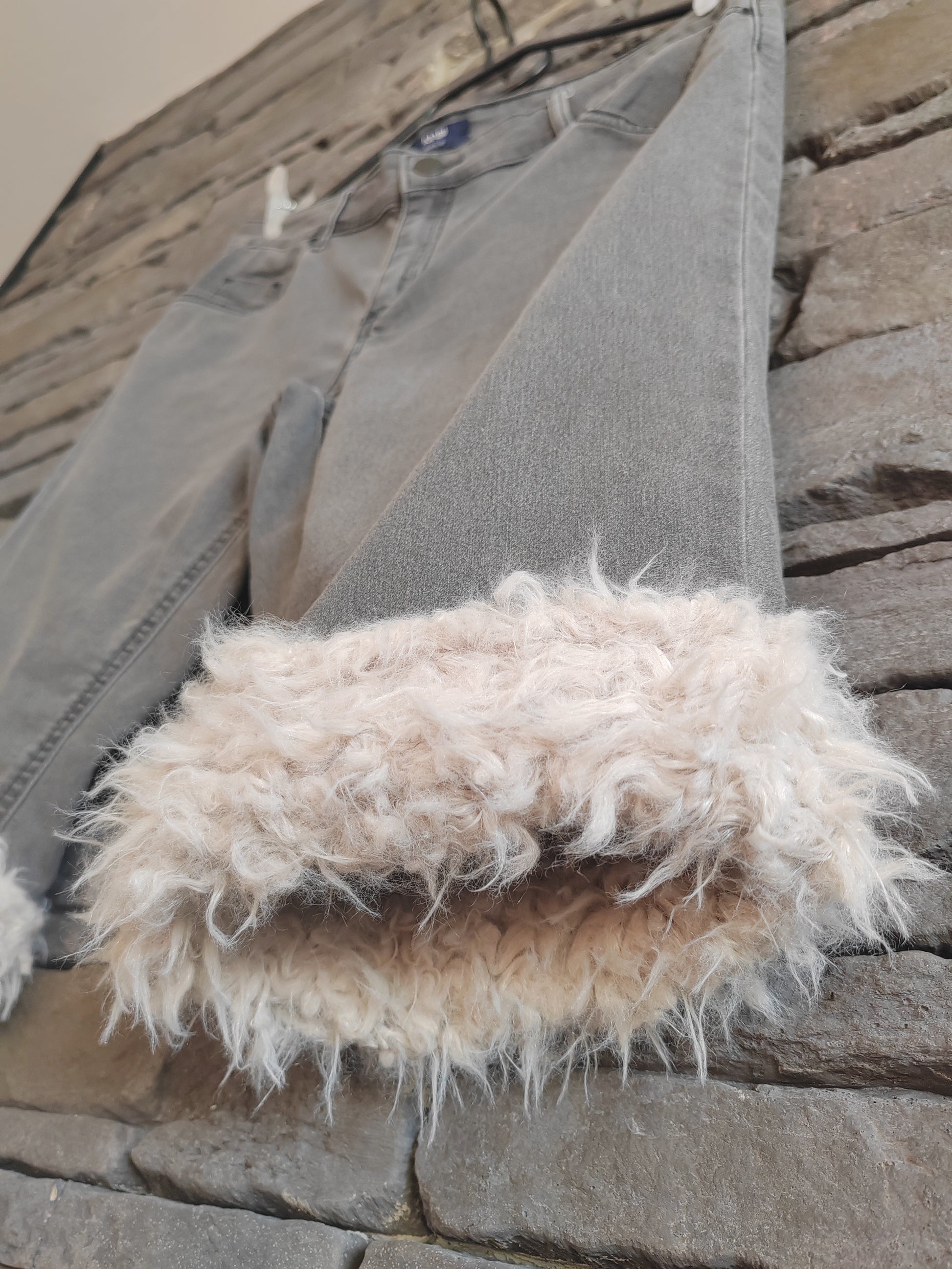 luffy short woman grey semi loose fit handmade with faux fur front – Wal & Yfful F009