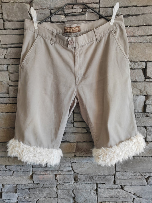 Luffy short men's light khaki semi-loose fit handmade with faux fur – Wal & Yfful A005