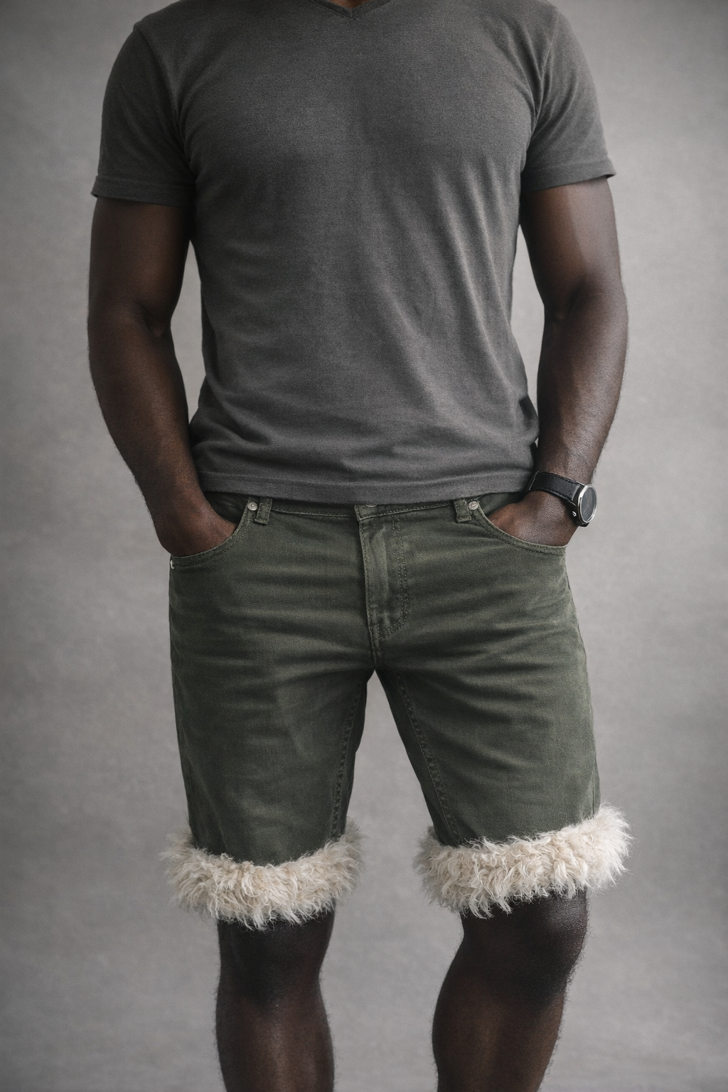Short Luffy homme vert kaki coupe slim fait main avec fausse fourrure studio 05– Wal & Yfful A001