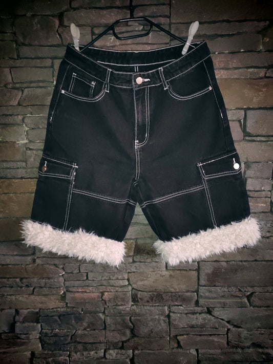 luffy short man cargo black wide handmade with faux fur – Wal & Yfful B009