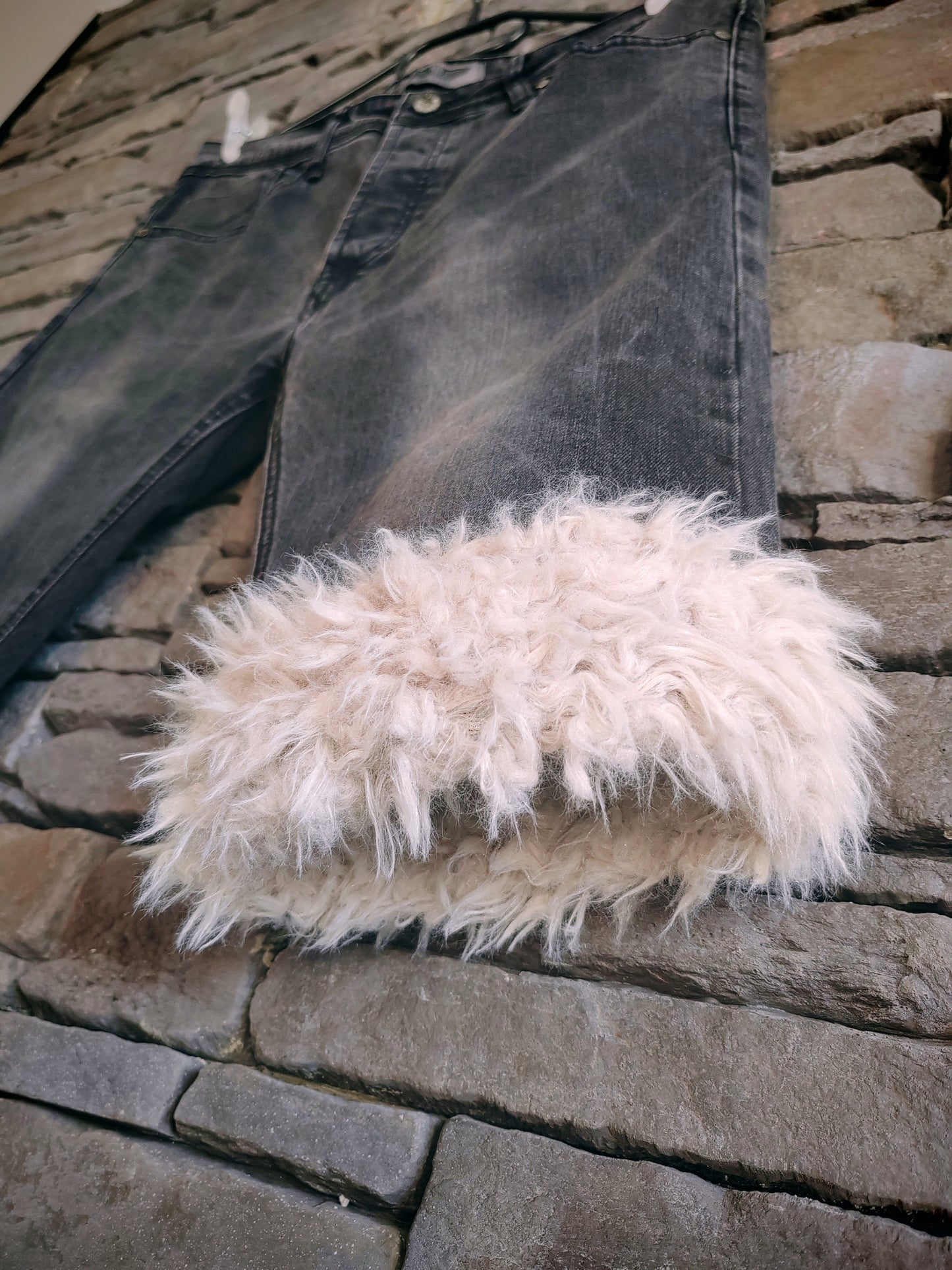 luffy short man black semi wide handmade with faux fur front – Wal & Yfful A014