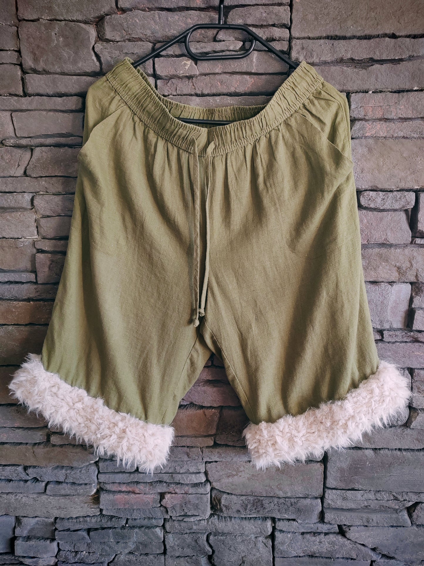 luffy short green linen wide handmade with faux fur – Wal & Yfful B005