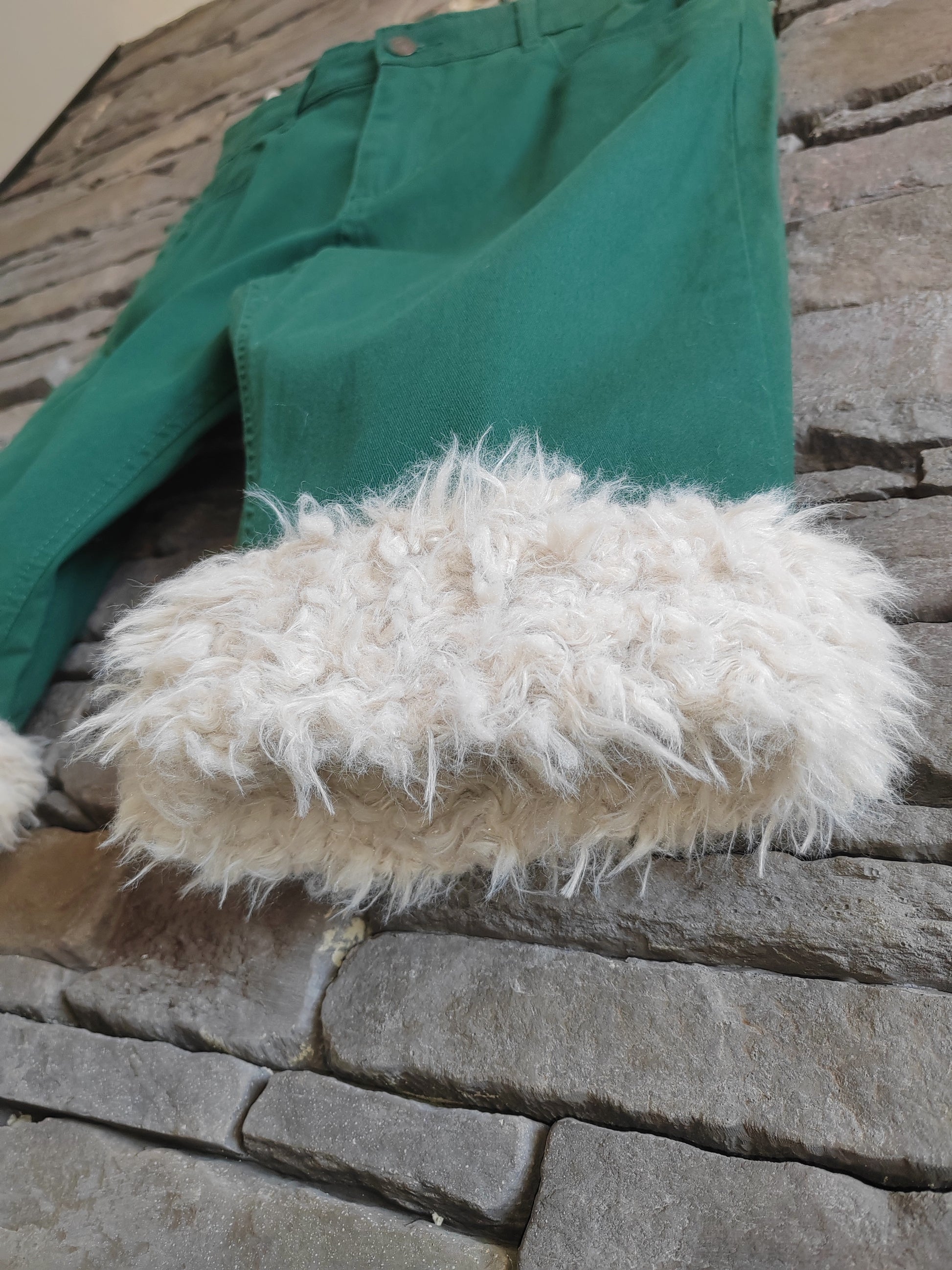 Luffy short men's pine green semi-loose stretch fit handmade with faux fur front – Wal & Yfful A010