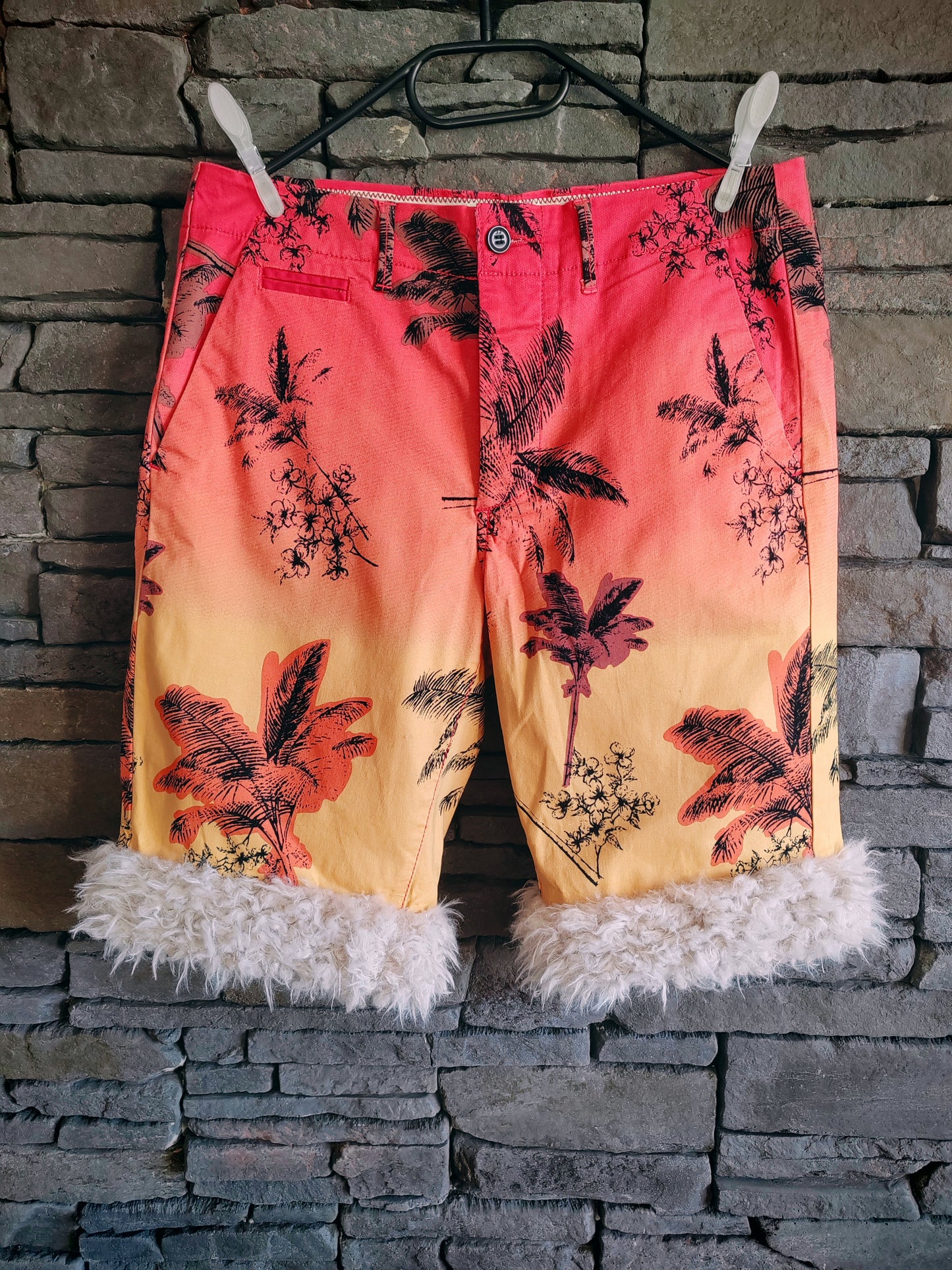 luffy short red yellow beach pattern handmade with faux fur – Wal & Yfful B002